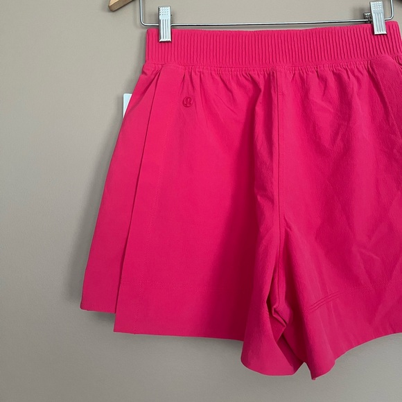 {Lululemon} Stretch Woven Relaxed-Fit High-Rise Short 4" in Cherry Mist - Small - Picture 5 of 11